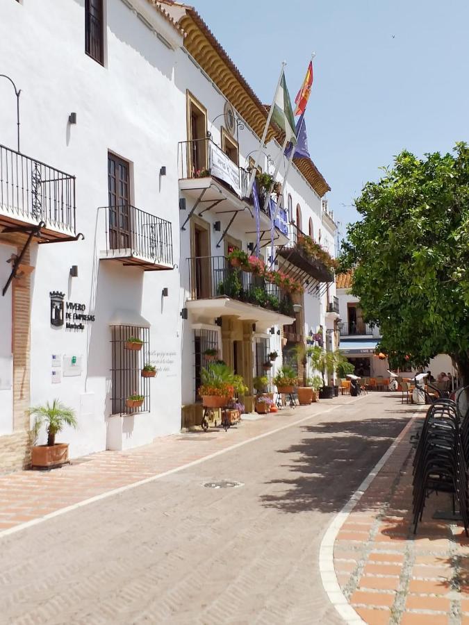 Atico Luminoso Centro Marbellaアパートメント エクステリア 写真