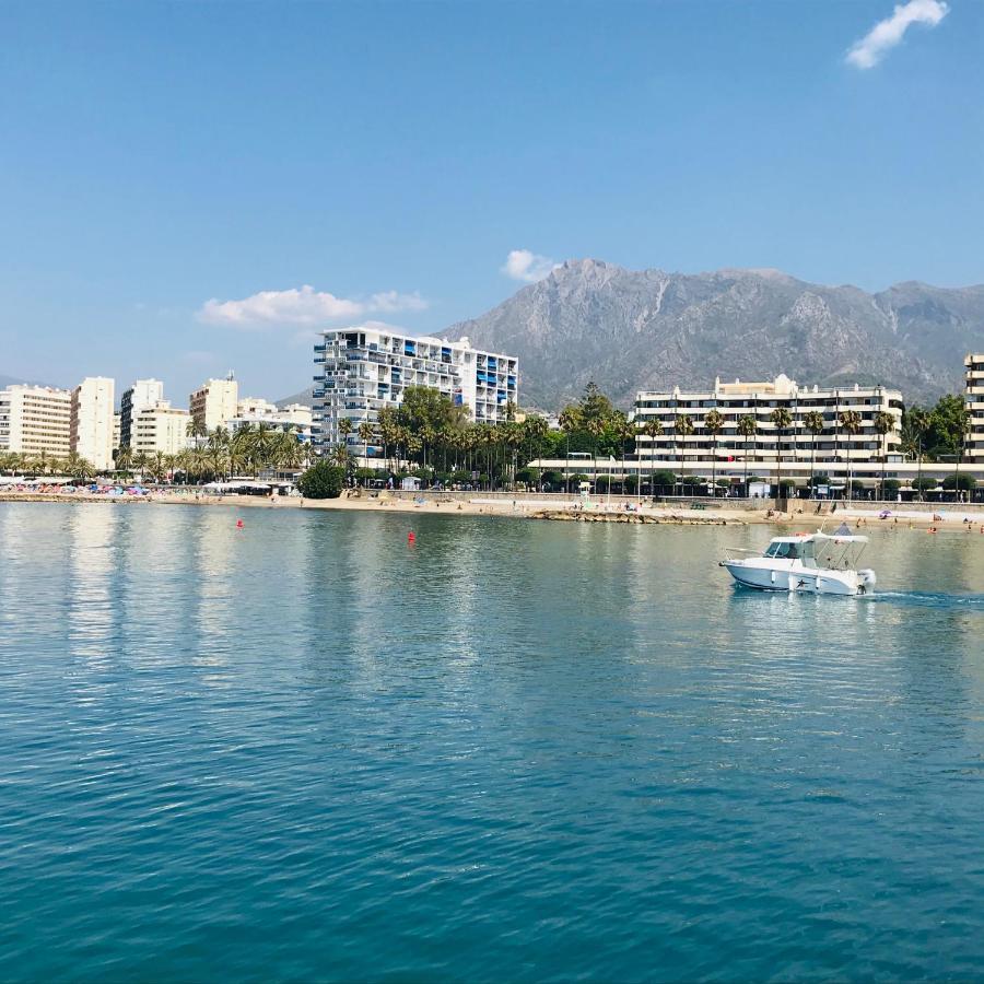 Atico Luminoso Centro Marbellaアパートメント エクステリア 写真